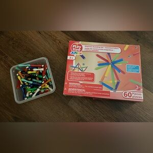 Magnetic building set
